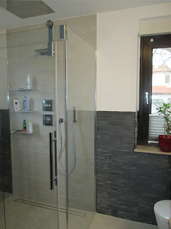 Sanitärobjekt begehbare Dusche